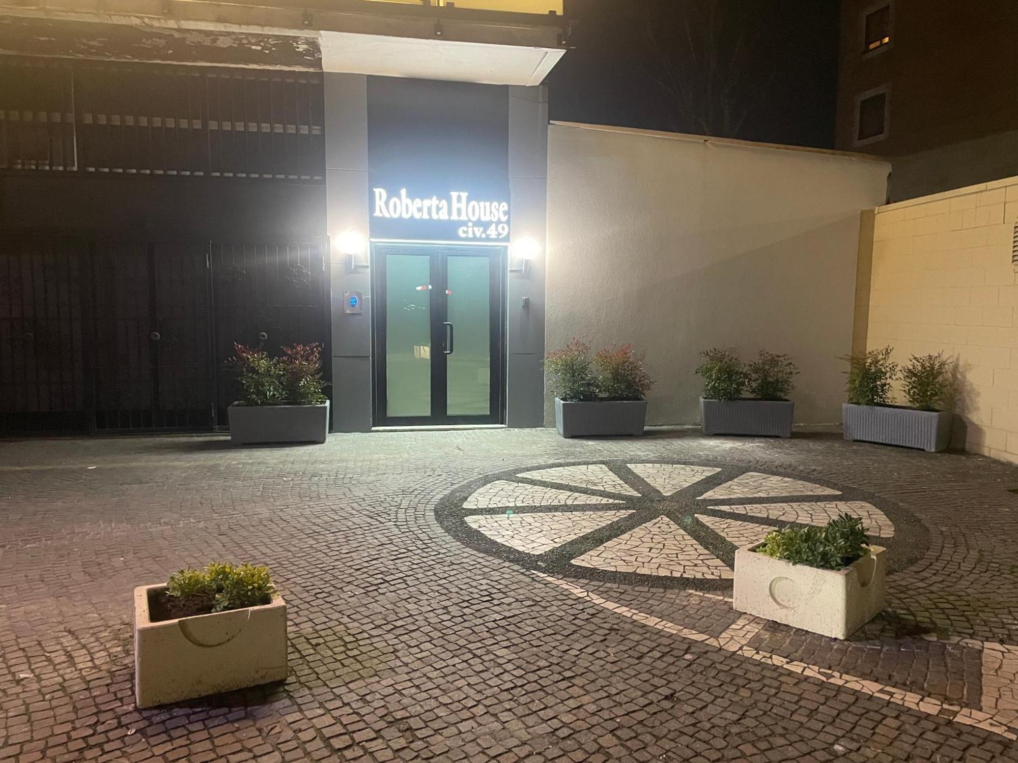 Apartmán Roberta House Rozzano Exteriér fotografie